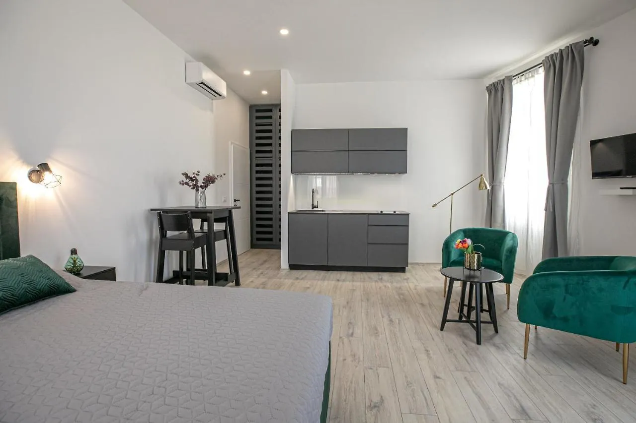 Apartment Studio Deluxe Antonio Pula Croatia