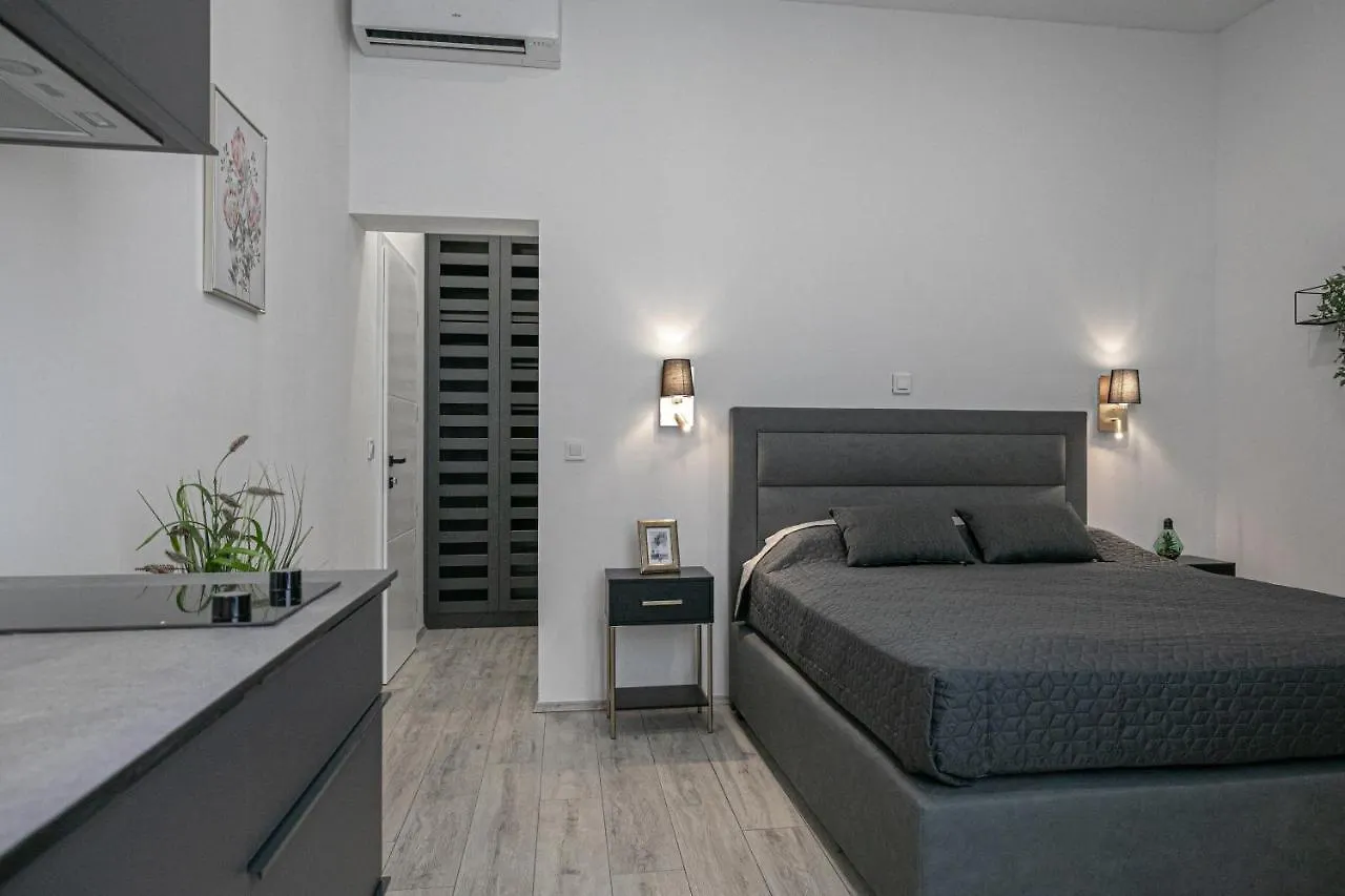 Apartment Studio Deluxe Antonio Pula Croatia