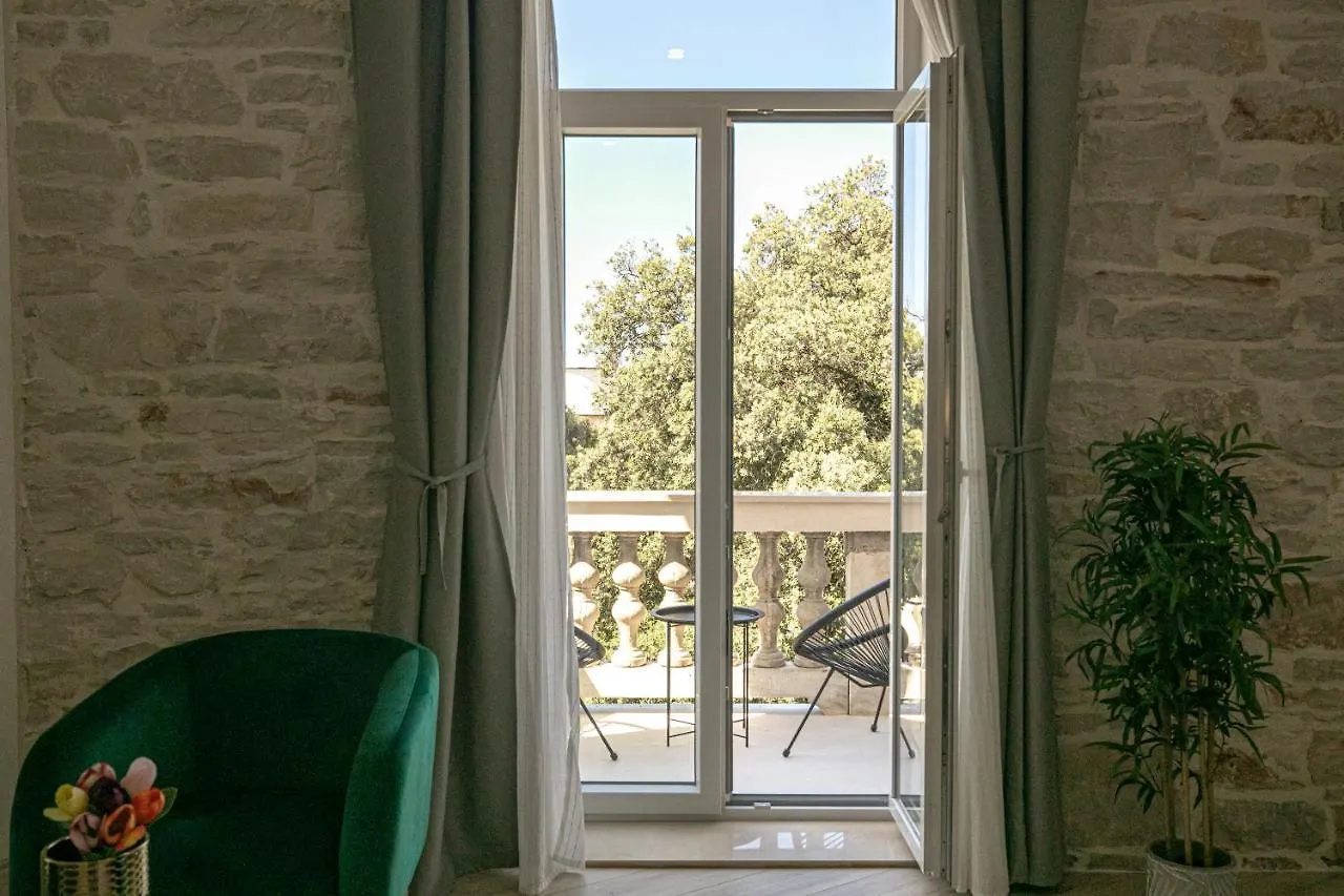 Studio Deluxe Antonio Pula 0*,  Croatia